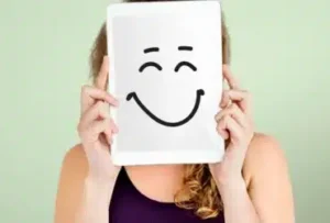 تاثیر لبخند در روابط اجتماعی